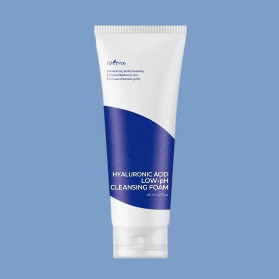 Isntree Hyaluronic Acid Low-pH Cleansing Foam